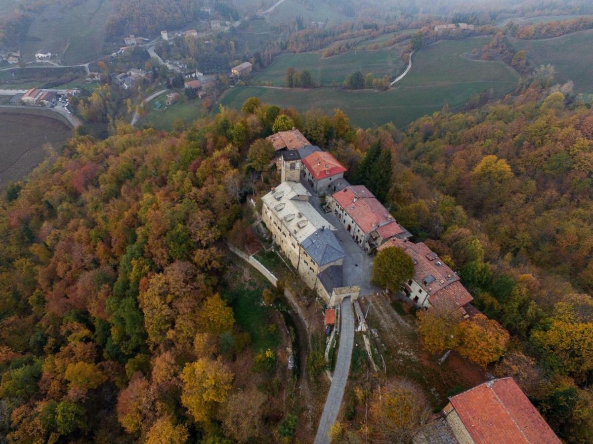 Вилла Castello Di Brandola Polinago Экстерьер фото